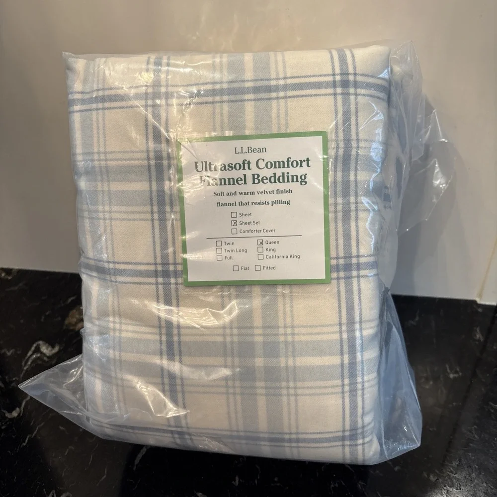 L.L. Bean Queen Ultrasoft Comfort Portuguese Flannel Sheet Set Bay Blue - New